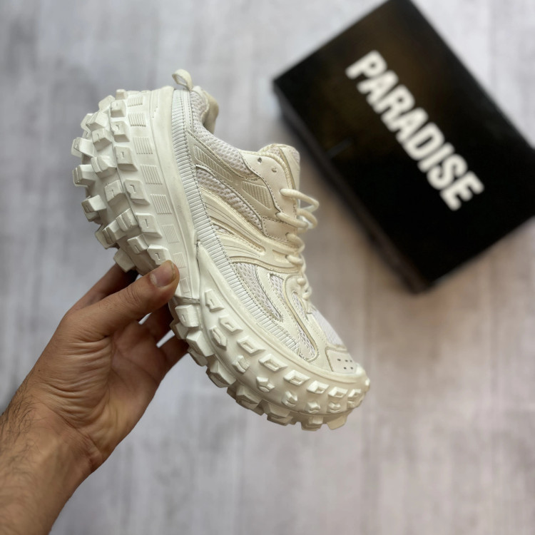 کفش و کتونی بالنسیاگا دیفندر چانکی