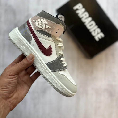 کفش و کتونی جردن وان طوسی زرشکی دخترانه