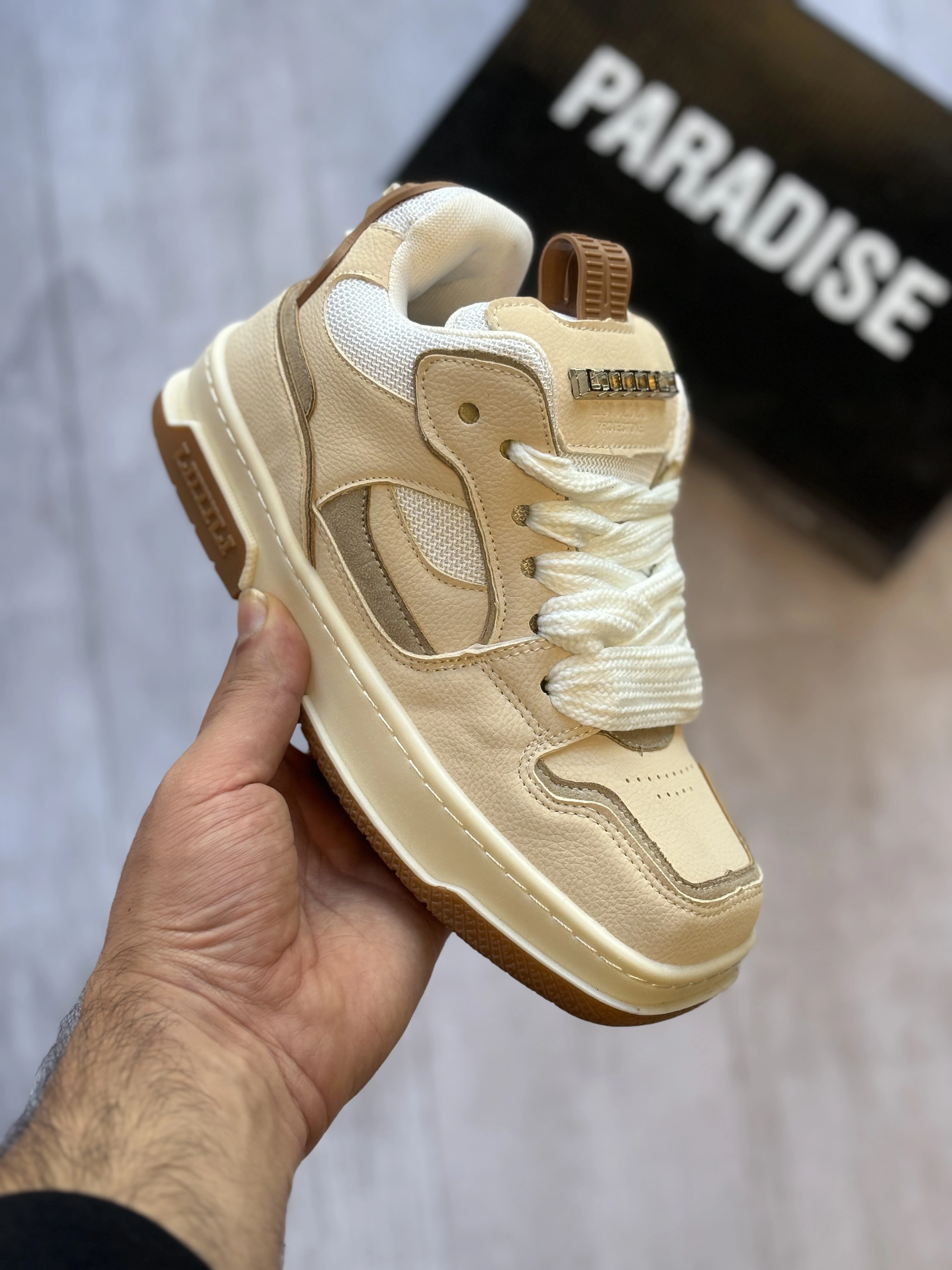 کفش و کتونی لی لی کرم دخترانه