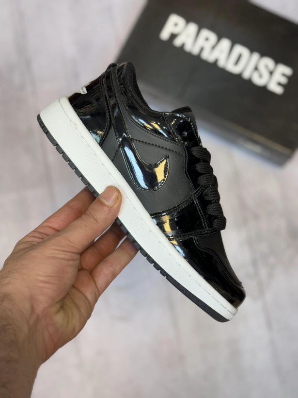 کفش و کتونی نایک جردن لو مشکی ورنی دخترانه