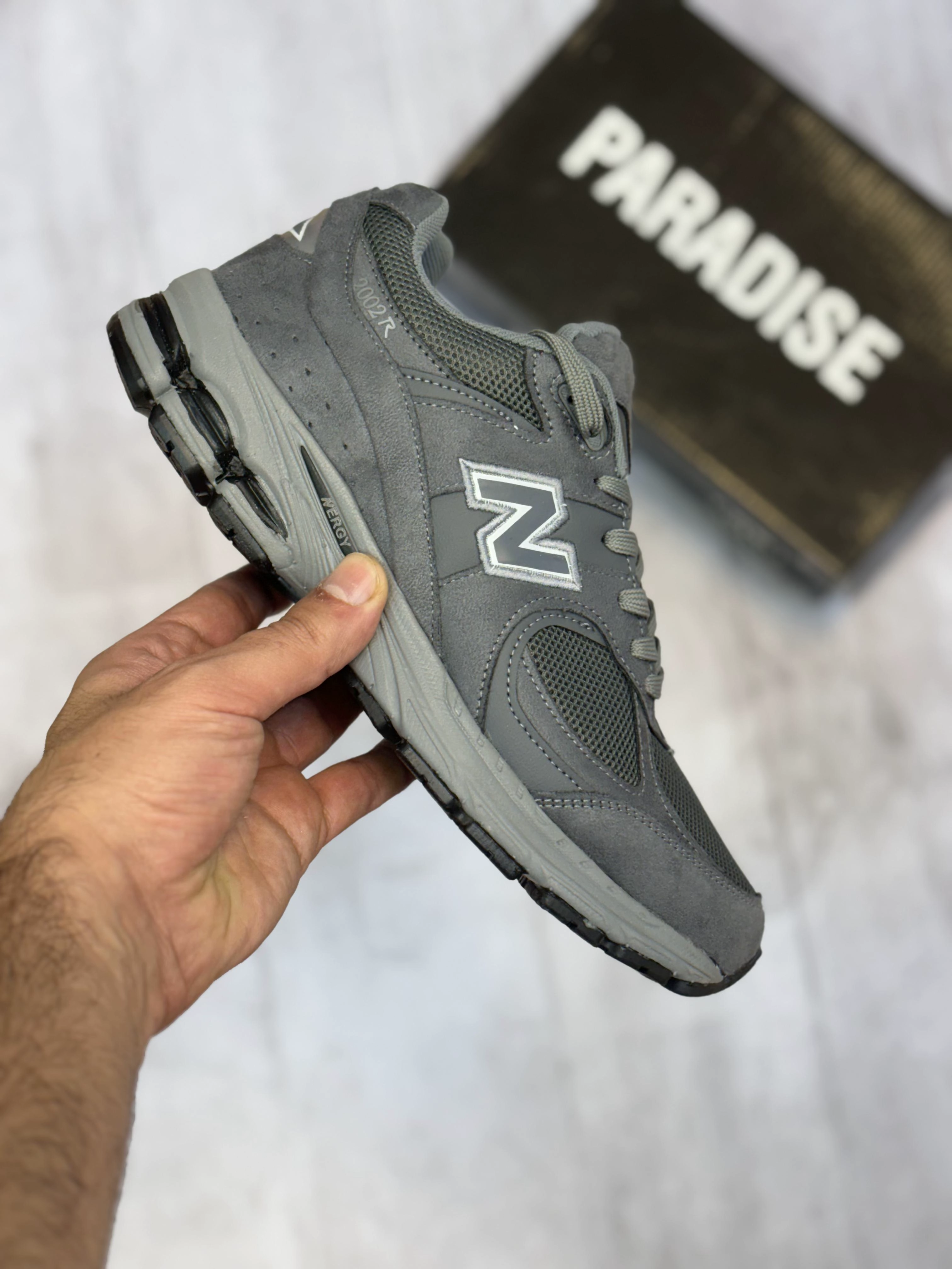 کفش و کتونی نایک نیوبالانس 2002 طوسی مردانه