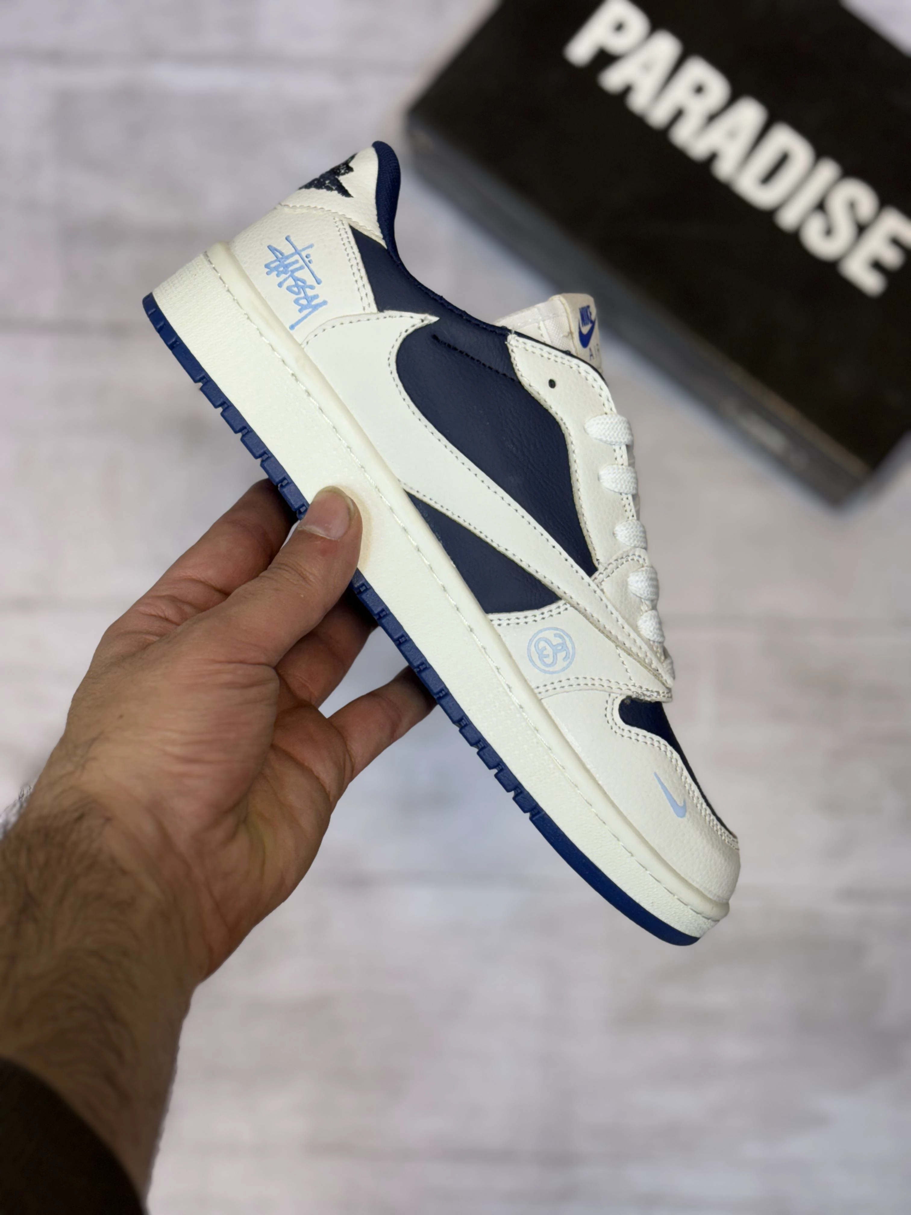 کفش و کتونی نایک جردن ترویس سرمه ای سفید مردانه